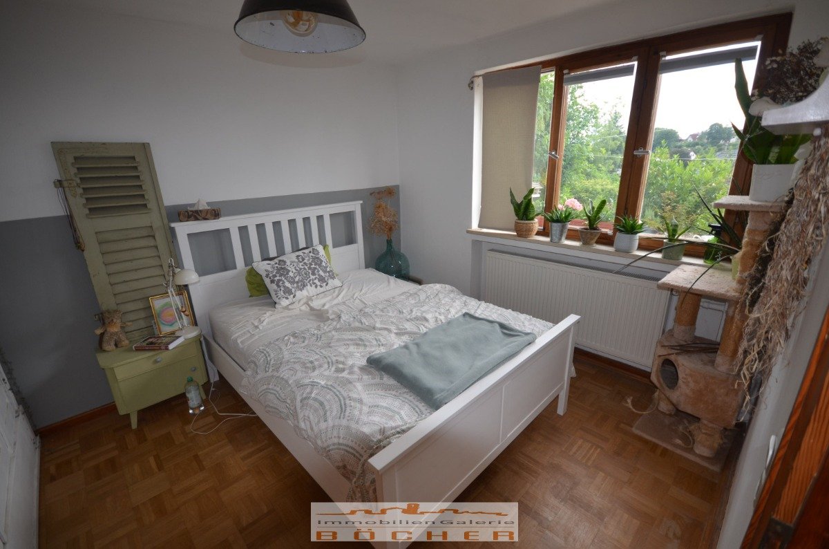 Schlafzimmer (UG)