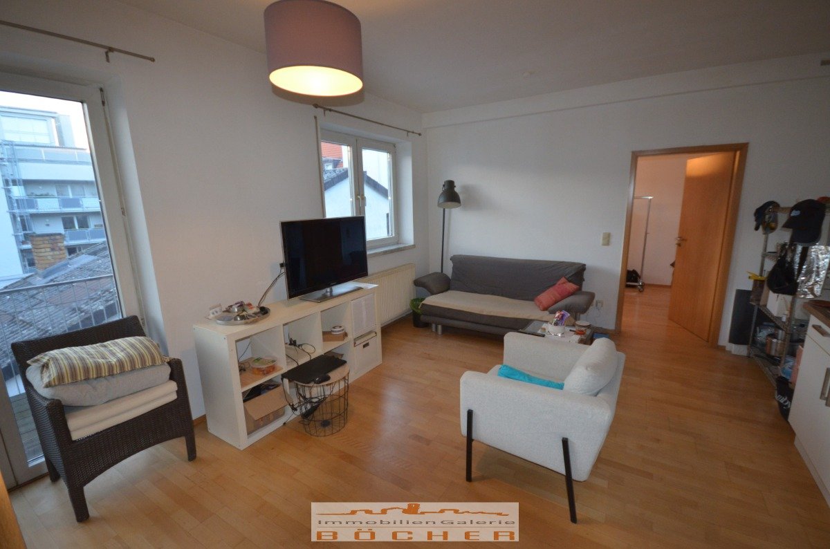 Fulda: Fulda-City: Helle 2 ZKB & Balkon m. Aufzug Fulda: Fulda-City: Helle 2 ZKB & Balkon m. Aufzug