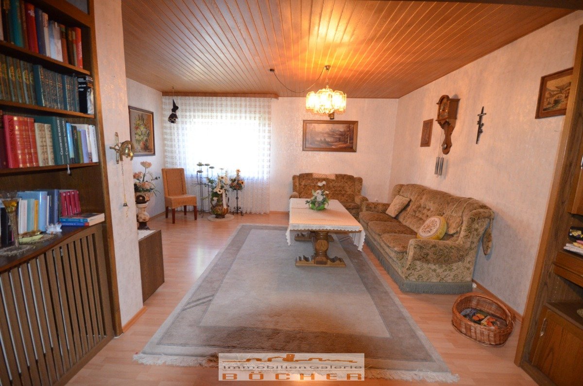 Wohnzimmer (EG)